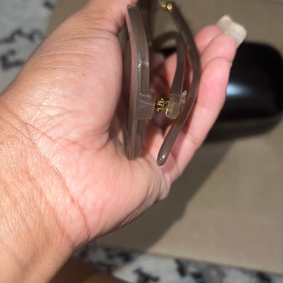 Coach Shades - Picture 5 of 6